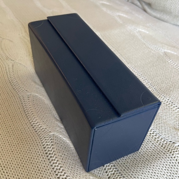 Louis Vuitton Navy Box - Picture 4 of 7